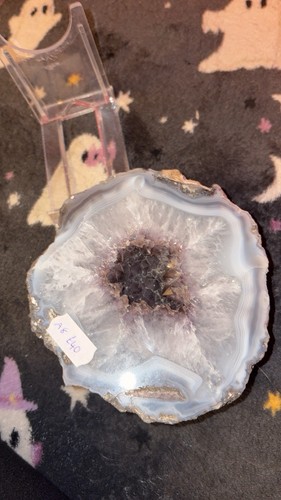 Amethyst geode with - geode,