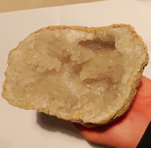 Massive natural white - massive,